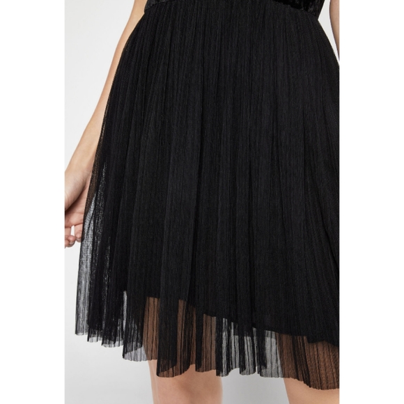 BCBG 🌿Revolve Ballerina Dress Tulle Velvet Lace - Picture 4 of 5